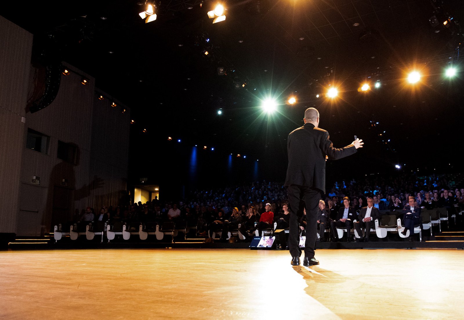 VDAB; Rachid Rachid Et-Taïbi delivering purpose-driven keynotes in London